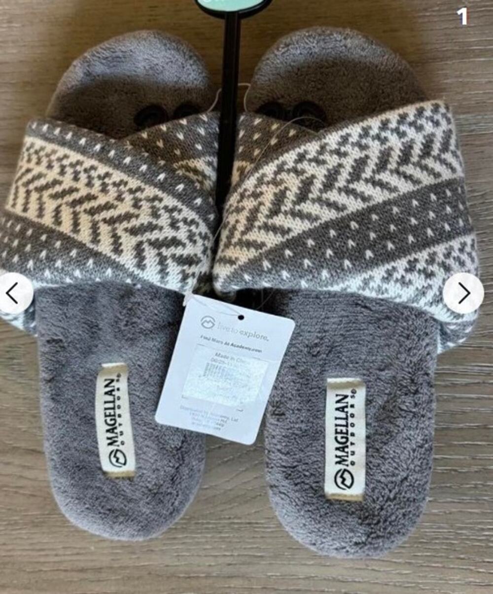 Magellan Women's Grey and White Slides Size 9 NWT No Box
